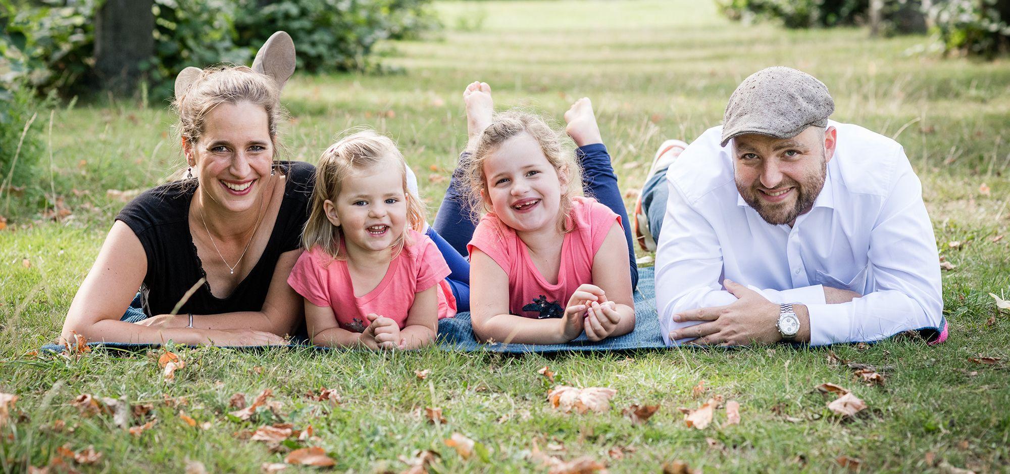 photografic Berlin, familienshooting, outdoor shooting, fotostudio Berlin, fotostudio charlottenburg, fotograf wilmersdorf, vivian werk, photografic, familienfotografie, 